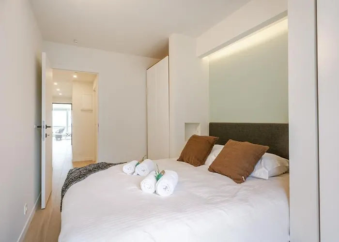 Huswell - Pleasant Apartment With Frontal Sea View