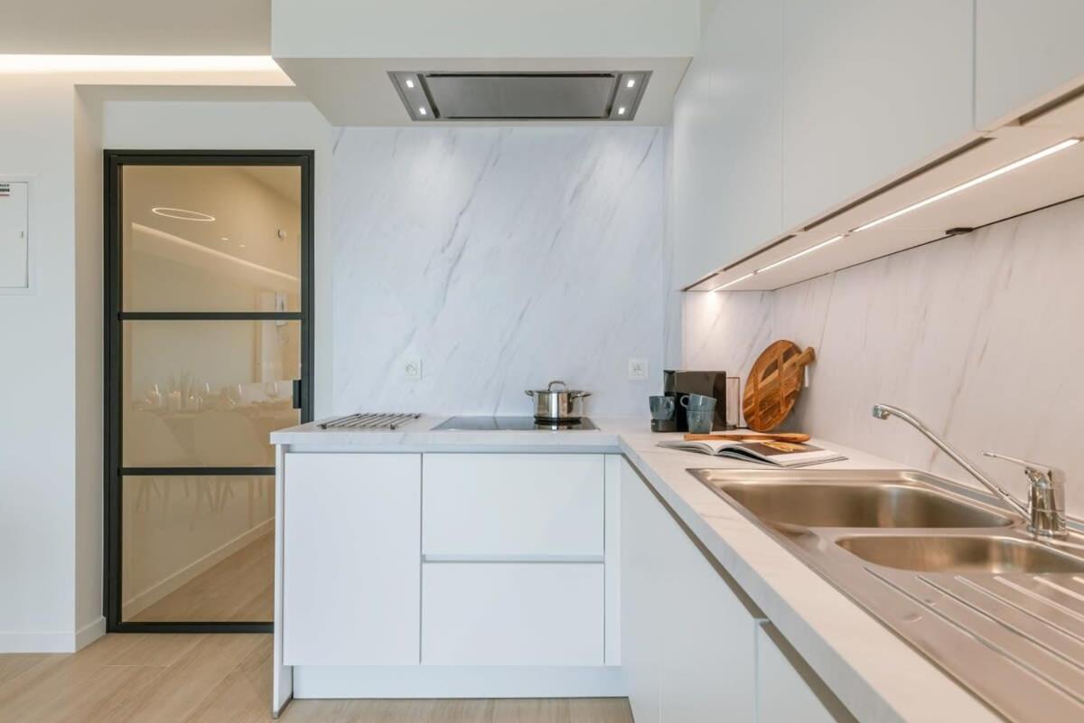 Apartment Huswell - Pleasant With Frontal Sea View *