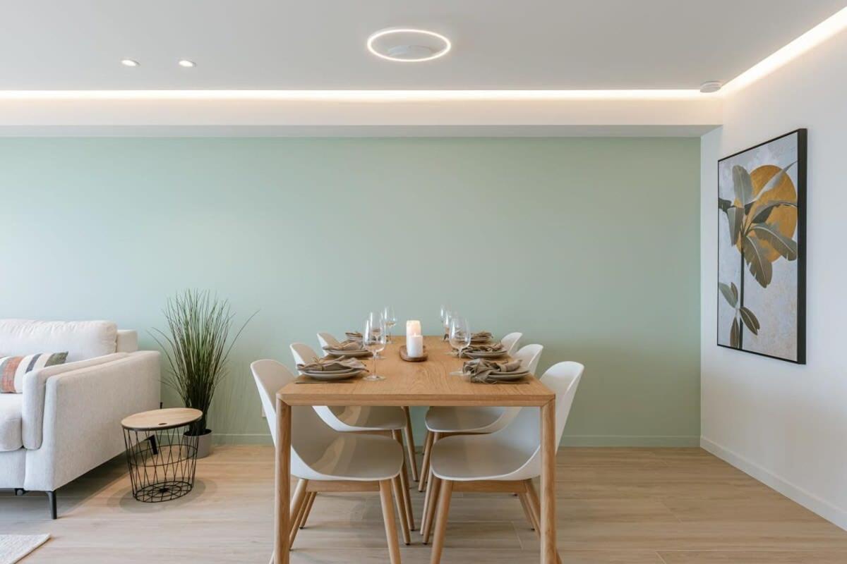 Apartment Huswell - Pleasant With Frontal Sea View