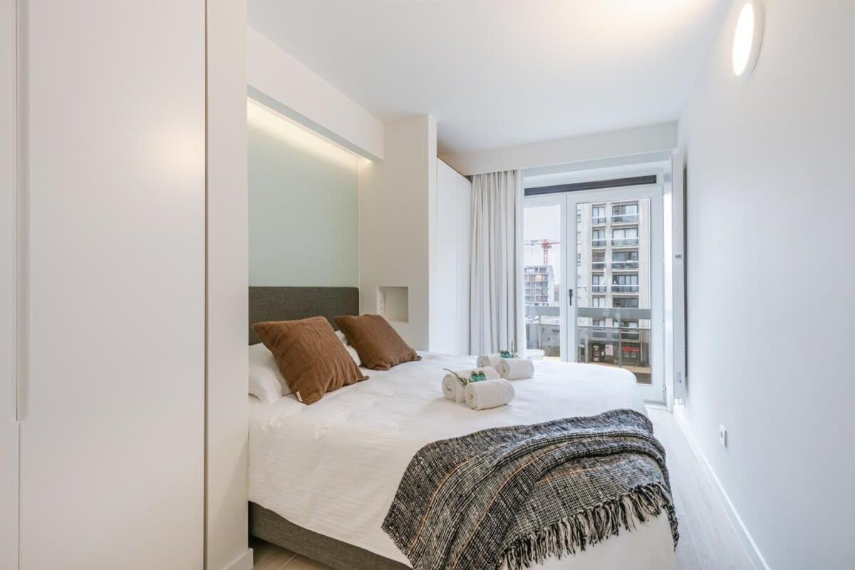 Huswell - Pleasant With Frontal Sea View Apartment *